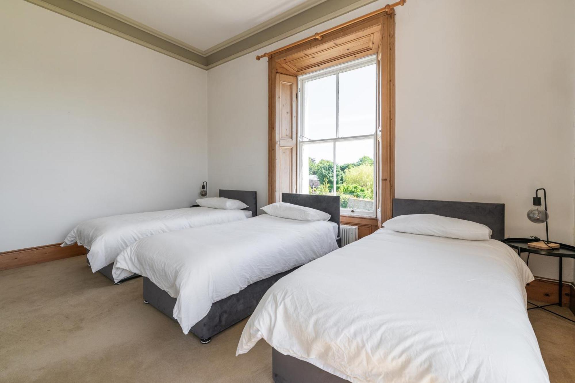 Montebello House Hotel Dublin Bagian luar foto